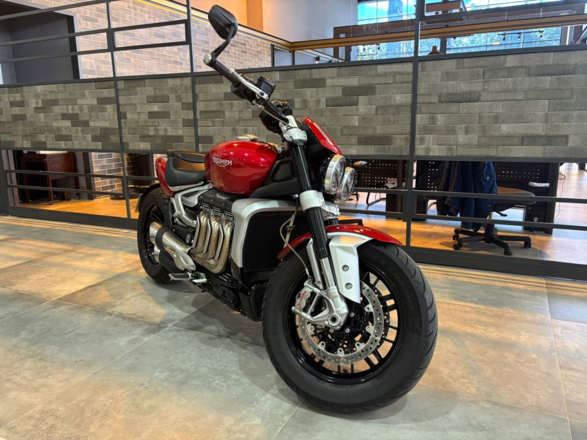 triumph rocket iii r2500 2400 gasolina manual 2021