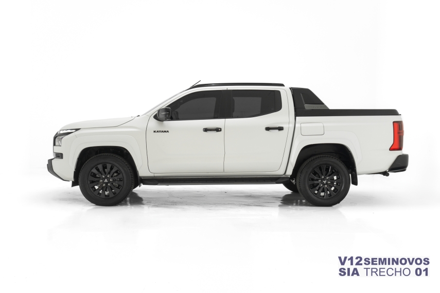 mitsubishi triton 2.4 biturbo diesel cd katana 4x4 automatico 5p 2026