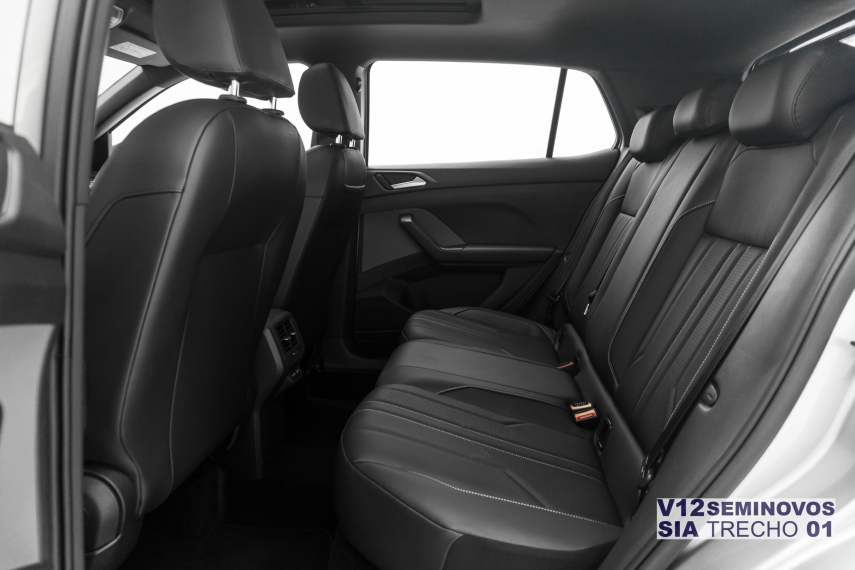 volkswagen t-cross 1.0 200 tsi total flex comfortline automatico 5p 2025