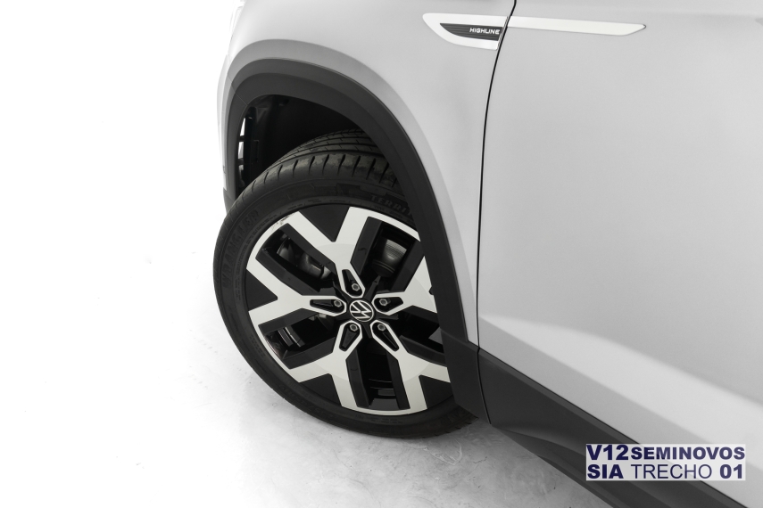 volkswagen taos 1.4 250 tsi total flex highline automatico 5p 20248 volkswagen taos 1.4 250 tsi total flex highline automatico 5p 20248