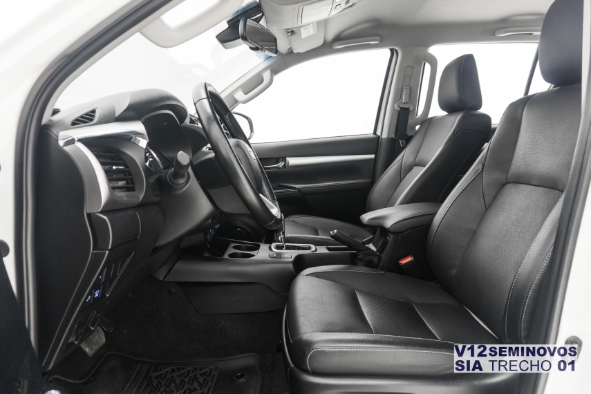 toyota hilux 2.8 d-4d turbo diesel cd srx plus 4x4 automatico 5p 20249