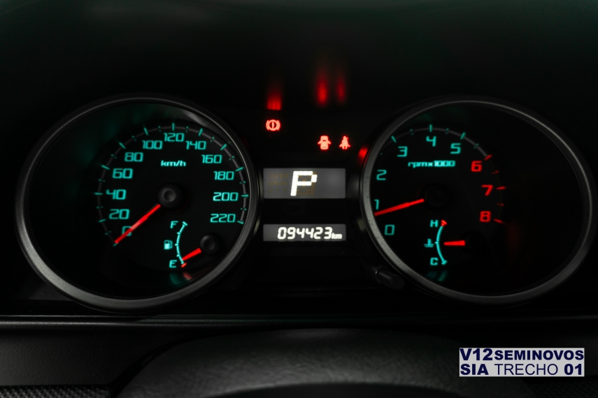 mitsubishi pajero tr4 2.0 4x2 16v 140cv flex 4p automatico 5p 201512