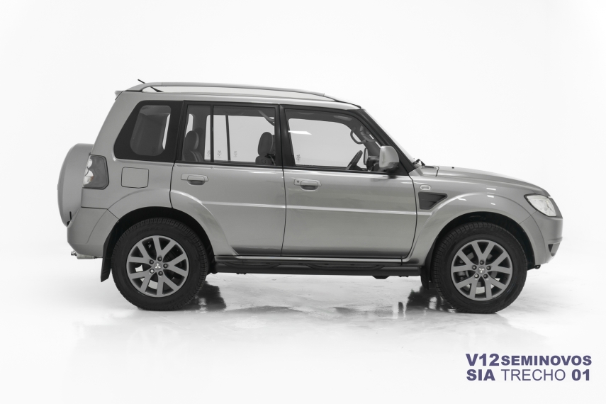 mitsubishi pajero tr4 2.0 4x2 16v 140cv flex 4p automatico 5p 20156