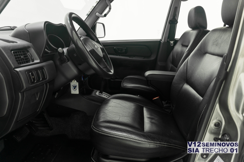 mitsubishi pajero tr4 2.0 4x2 16v 140cv flex 4p automatico 5p 20159