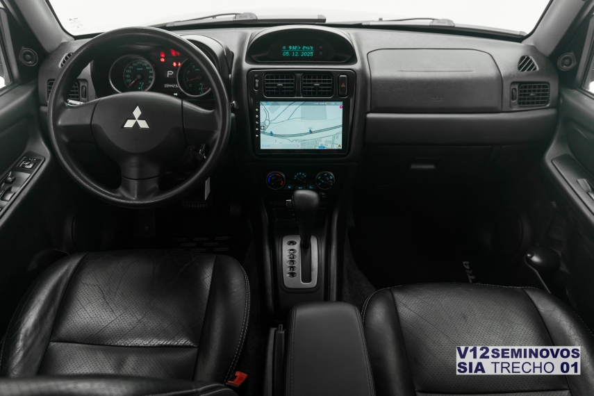 mitsubishi pajero tr4 2.0 4x2 16v 140cv flex 4p automatico 5p 201511