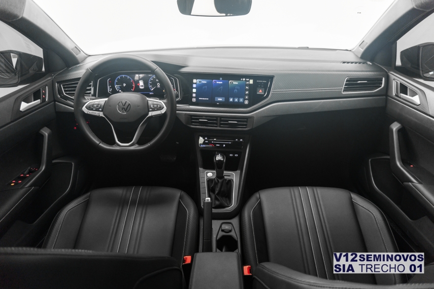 volkswagen nivus 1.0 200 tsi total flex highline automatico 5p 202611