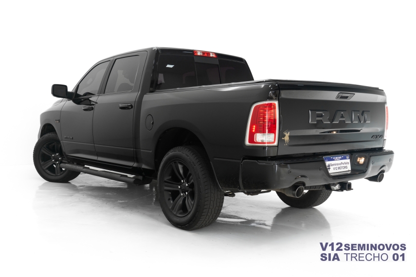 ram classic 5.7 v8 gasolina laramie night edition cd 4x4 automatico 4p 20227