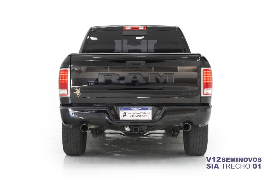 ram classic 5.7 v8 gasolina laramie night edition cd 4x4 automatico 4p 20225