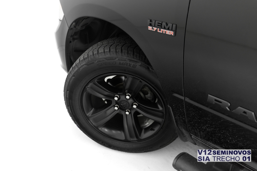 ram classic 5.7 v8 gasolina laramie night edition cd 4x4 automatico 4p 20228