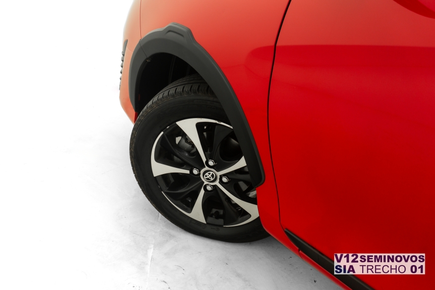 toyota yaris 1.5 16v flex x way connect multidrive 5p automatico 20208