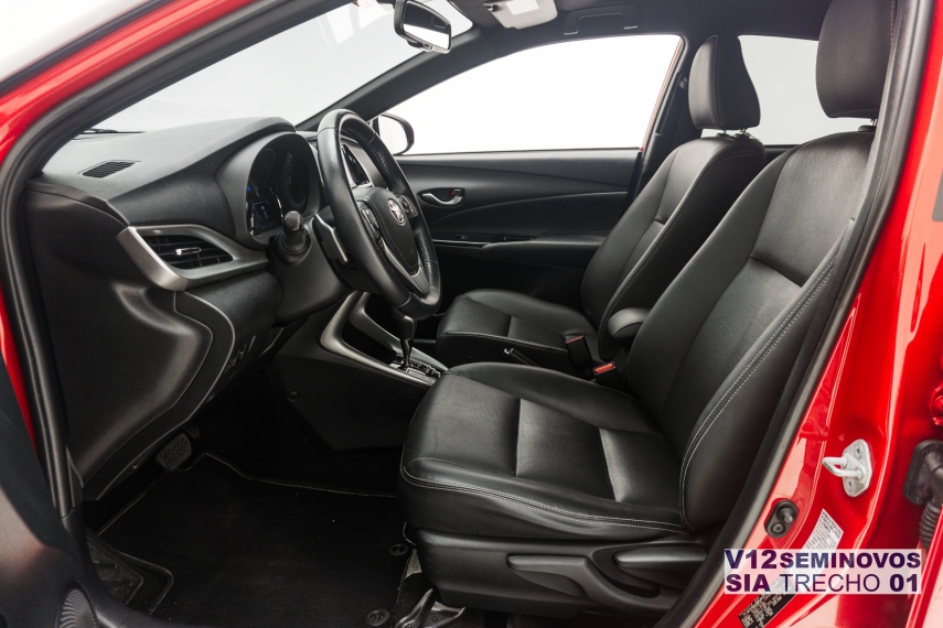 toyota yaris 1.5 16v flex x way connect multidrive 5p automatico 20209