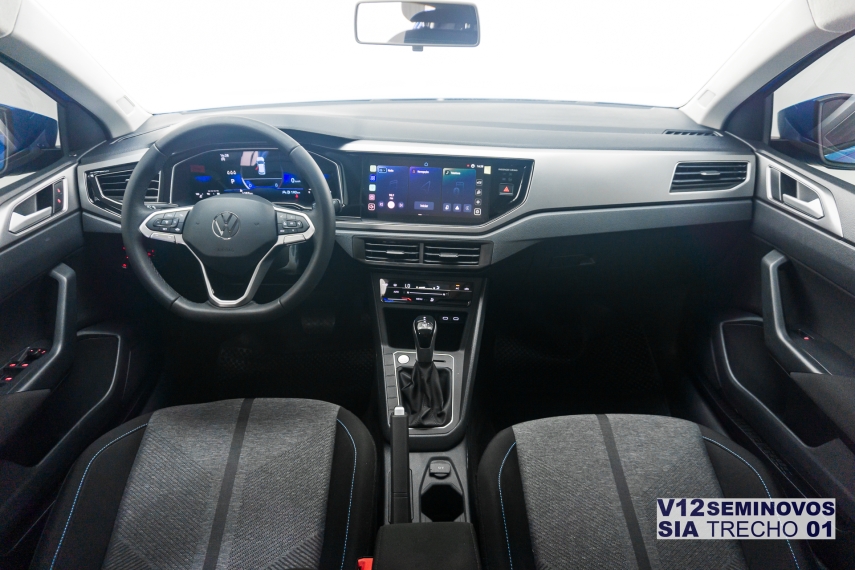 volkswagen nivus 1.0 200 tsi total flex comfortline automatico 5p 202511