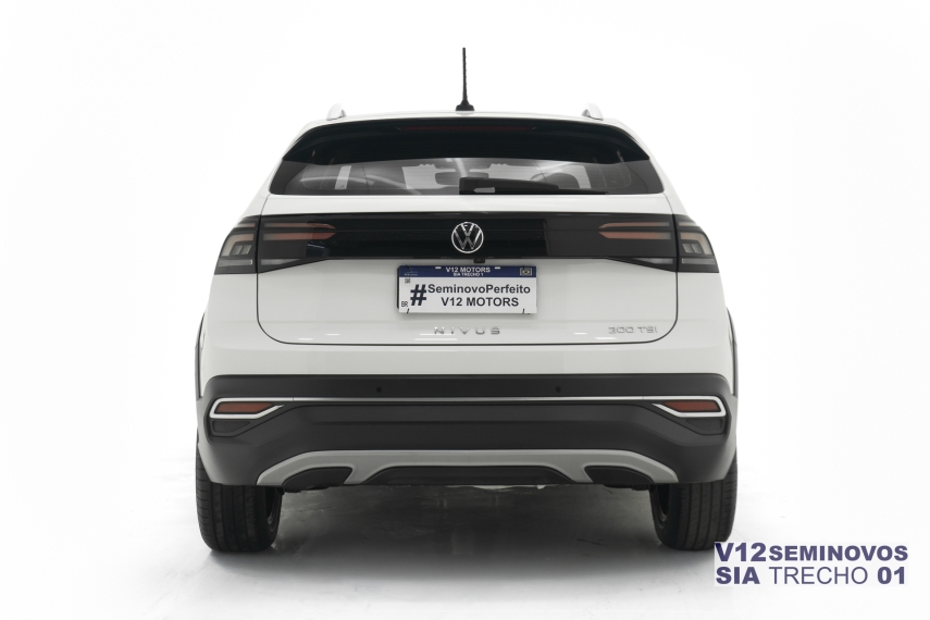 volkswagen nivus 1.0 200 tsi total flex highline automatico 5p 20235