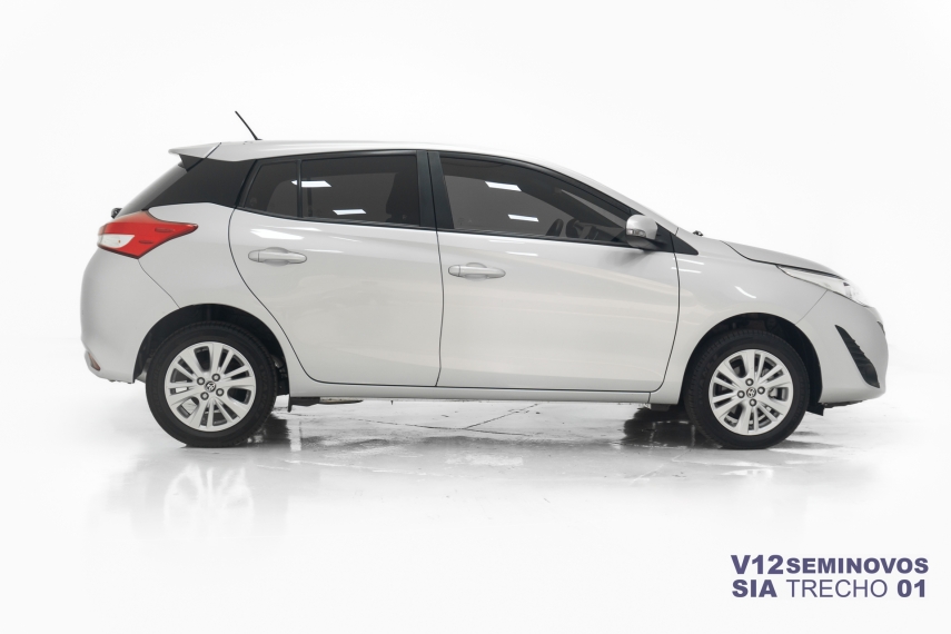 toyota yaris 1.3 16v flex xl multidrive 5p automatico 20196