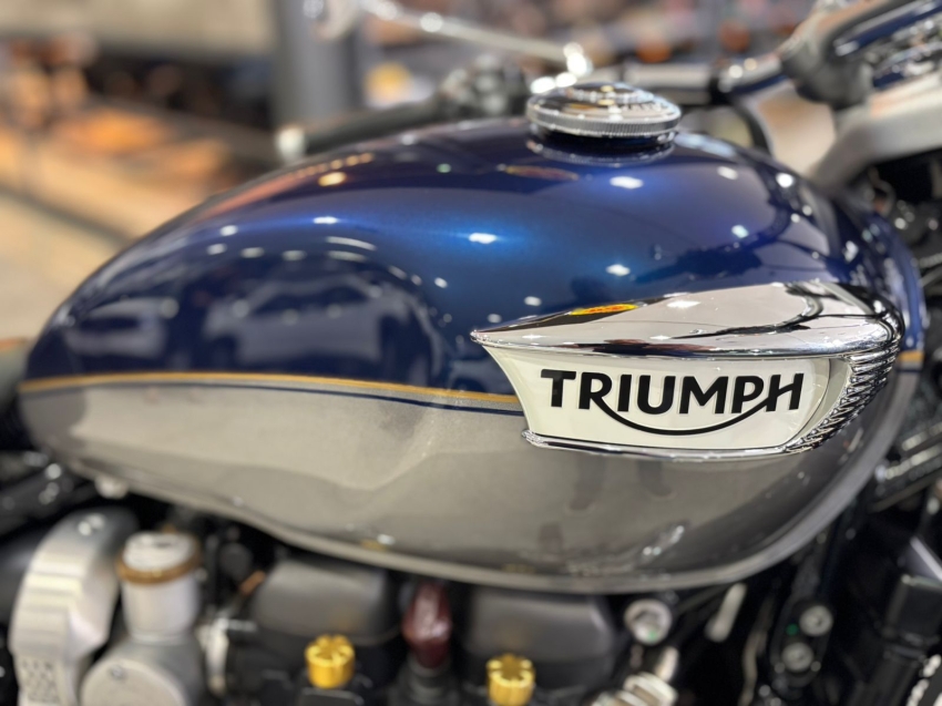 triumph bonneville speedmaster 1200 gasolina manual 20242