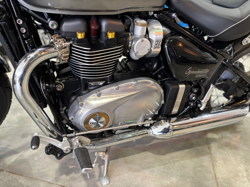 triumph bonneville speedmaster 1200 gasolina manual 202411