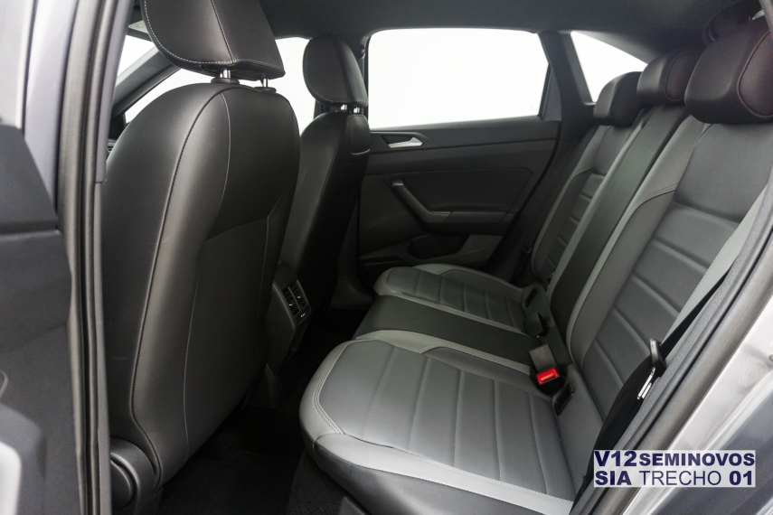 volkswagen nivus 1.0 200 tsi total flex highline automatico 5p 202313