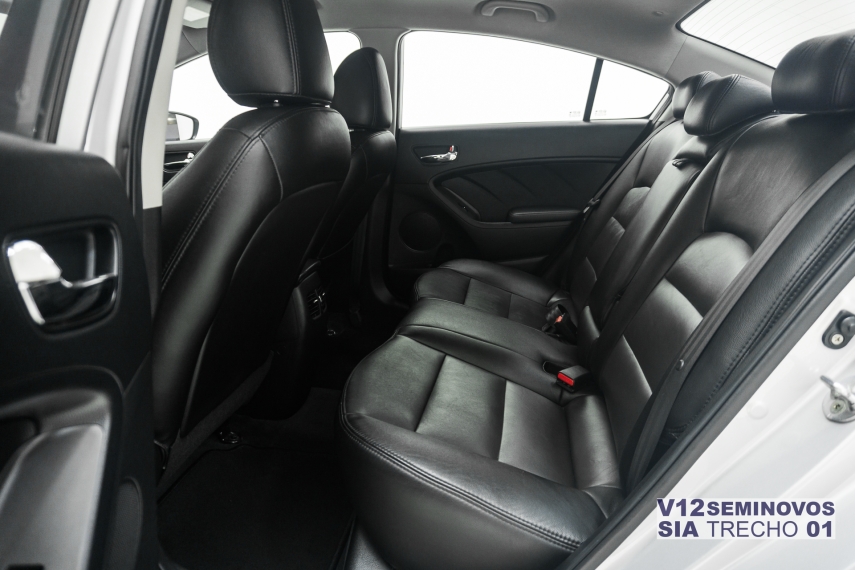 kia cerato 1.6 sx 16v flex 4p automatico 5p 201713