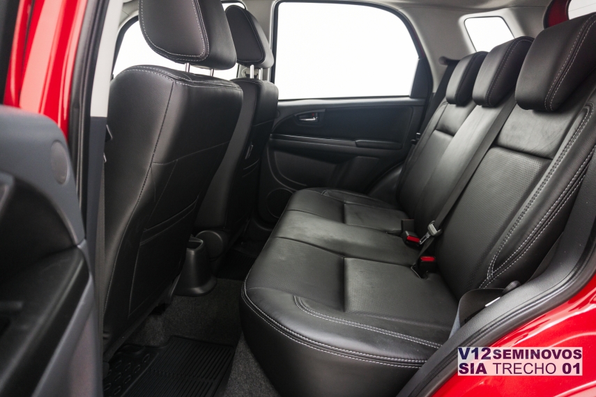 suzuki sx4 2.0 4x4 16v gasolina 4p automatico 5p 201313
