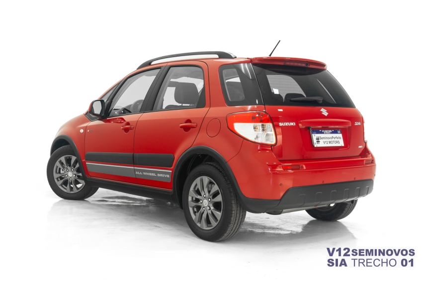 suzuki sx4 2.0 4x4 16v gasolina 4p automatico 5p 20137
