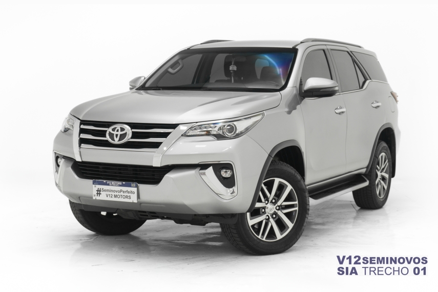 toyota hilux sw4 2.8 srx 4x4 7 lugares 16v turbo intercooler diesel 4p automatico 5p 20201