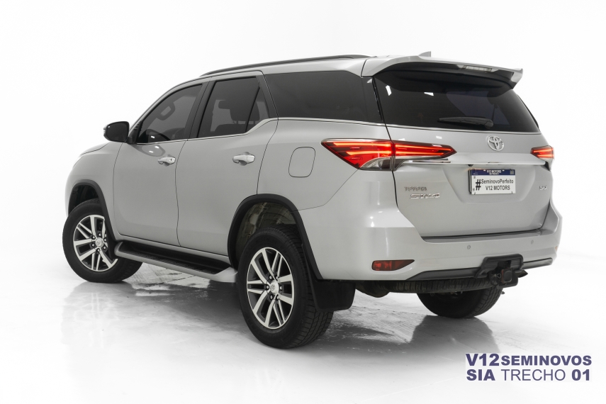 toyota hilux sw4 2.8 srx 4x4 7 lugares 16v turbo intercooler diesel 4p automatico 5p 20207