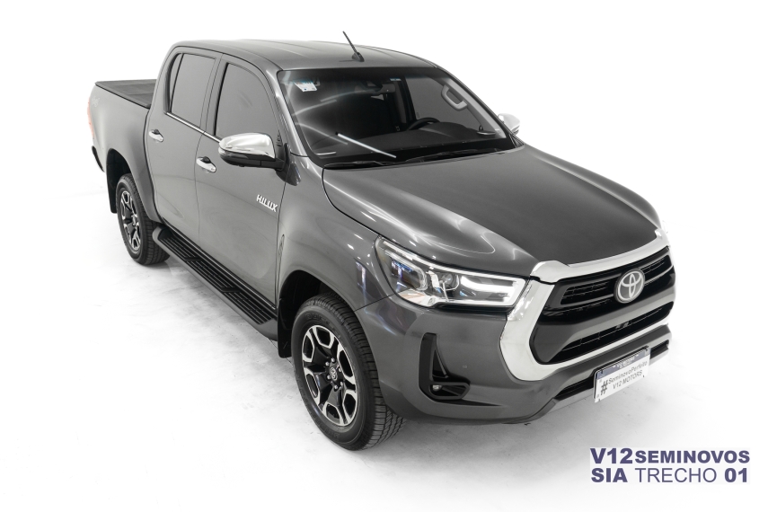 toyota hilux 2.8 d-4d turbo diesel cd srx 4x4 automatico 5p 20253