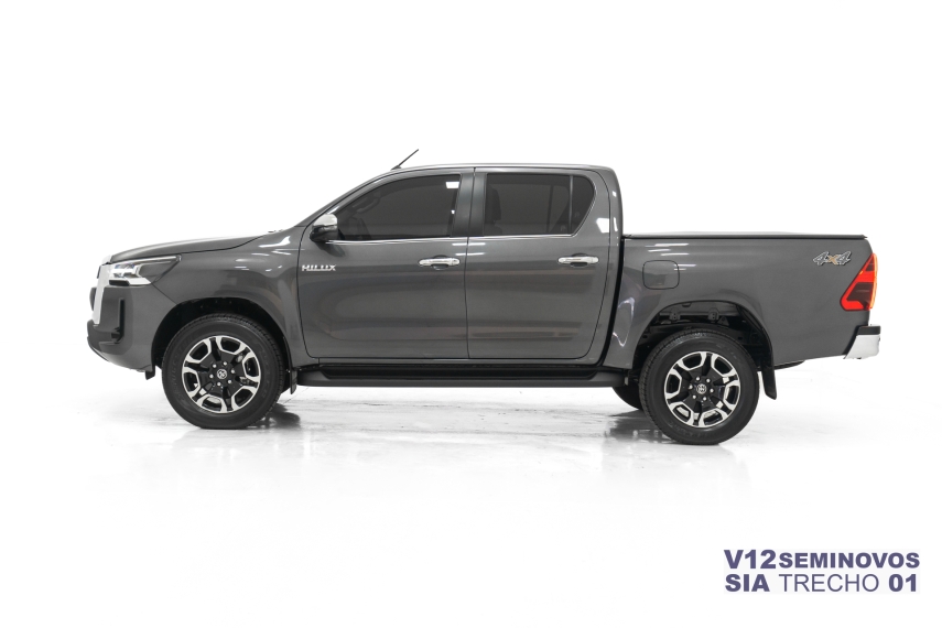 toyota hilux 2.8 d-4d turbo diesel cd srx 4x4 automatico 5p 20254