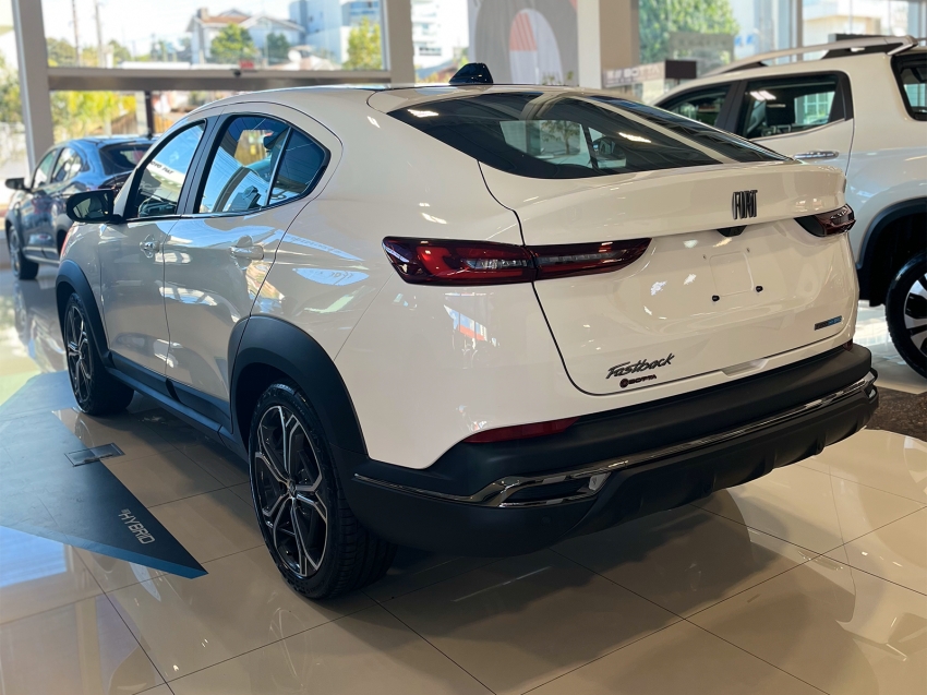fiat fastback 1.0 turbo 200 impetus hybrid cvt flex 4p automatico 2025 fiat fastback 1.0 turbo 200 impetus hybrid cvt flex 4p automatico 2025