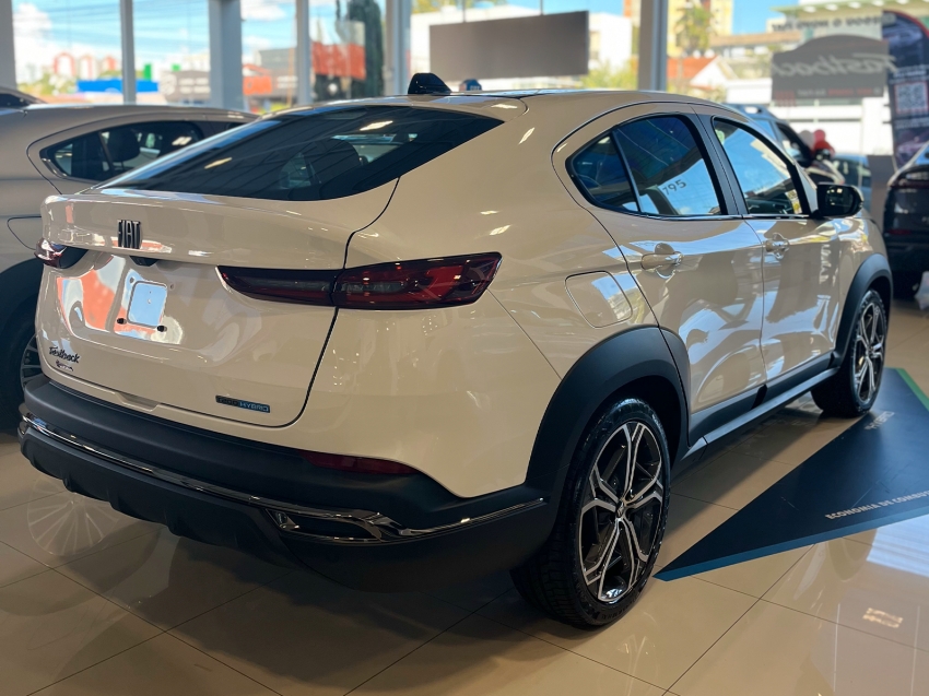 fiat fastback 1.0 turbo 200 impetus hybrid cvt flex 4p automatico 2025 fiat fastback 1.0 turbo 200 impetus hybrid cvt flex 4p automatico 2025