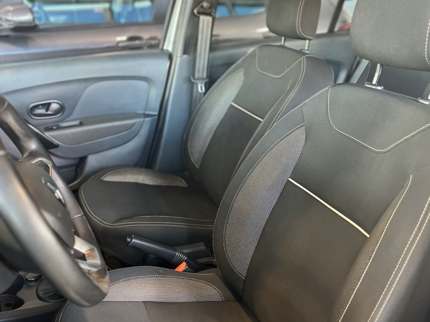 renault sandero 1.0 12v sce flex zen manual 4p 2021 renault sandero 1.0 12v sce flex zen manual 4p 2021