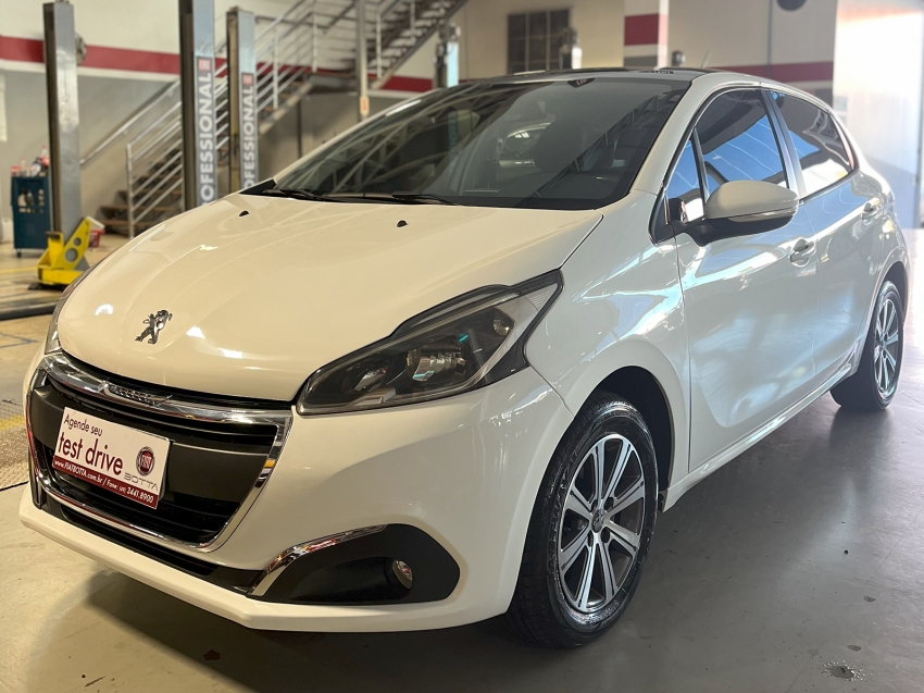 peugeot 208 1.6 allure 16v flex 4p automatico 2017 peugeot 208 1.6 allure 16v flex 4p automatico 2017