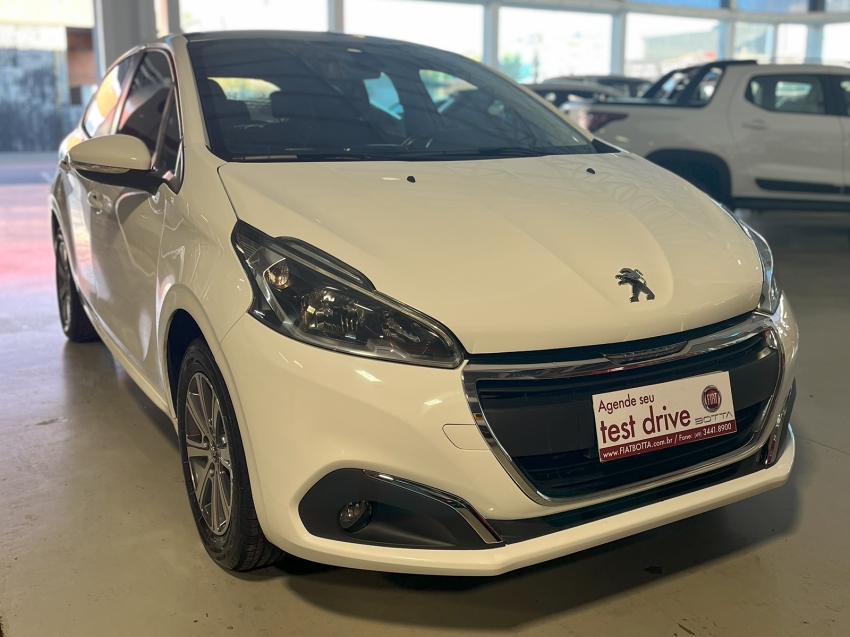 peugeot 208 1.6 allure 16v flex 4p automatico 2017 peugeot 208 1.6 allure 16v flex 4p automatico 2017