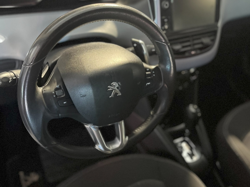 peugeot 208 1.6 allure 16v flex 4p automatico 2017 peugeot 208 1.6 allure 16v flex 4p automatico 2017