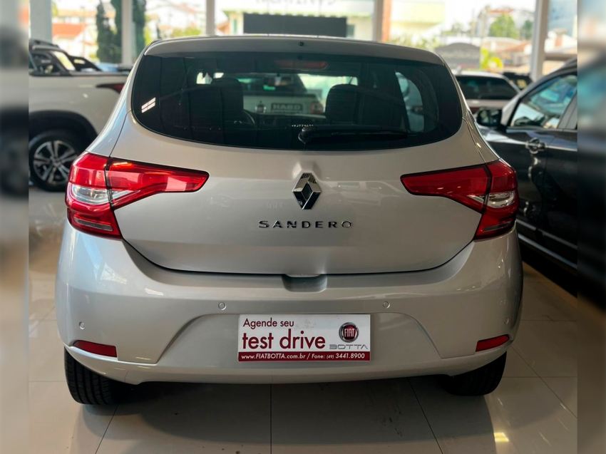 renault sandero 1.0 12v sce flex zen manual 4p 2021 renault sandero 1.0 12v sce flex zen manual 4p 2021
