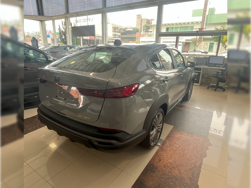 fiat fastback 1.0 turbo 200 flex cvt 4p automatico 2026