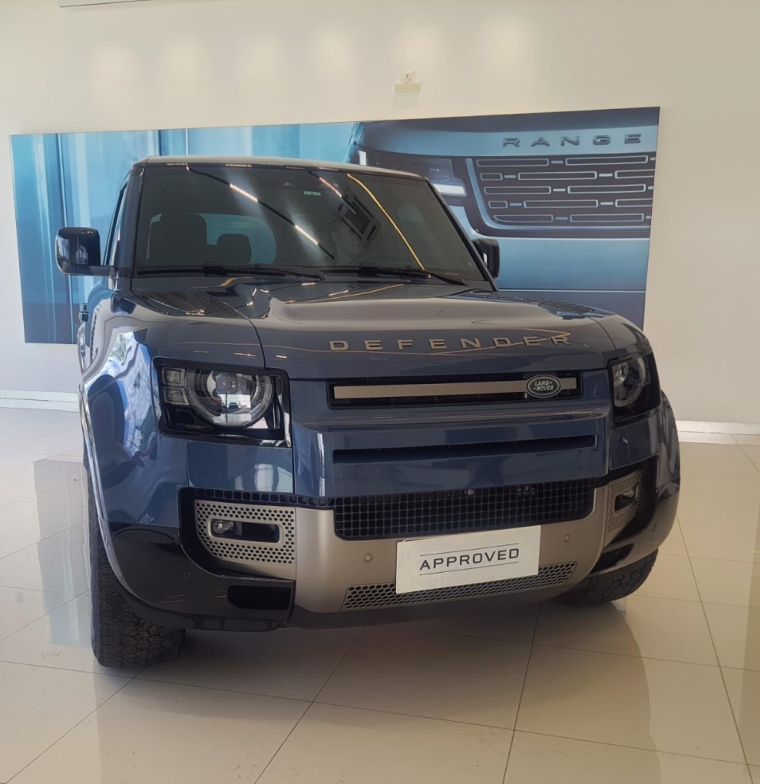 defender 3.0 d300 turbo mhev 110 hse awd automatico.