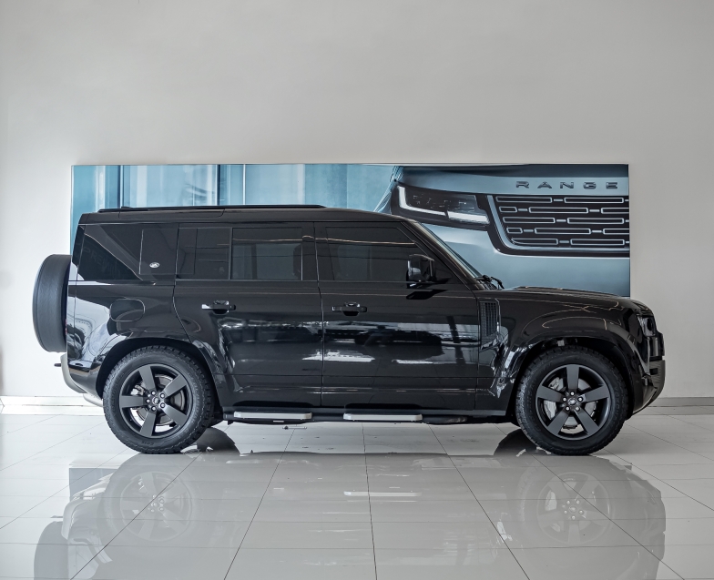 defender 3.0 d300 turbo mhev 110 x-dynamic hse automatico