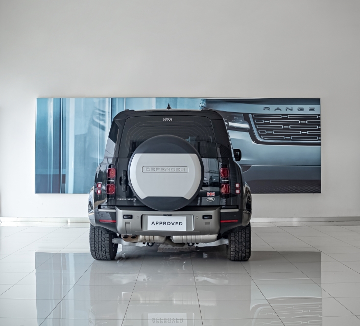defender 3.0 d300 turbo mhev 110 x-dynamic hse automatico