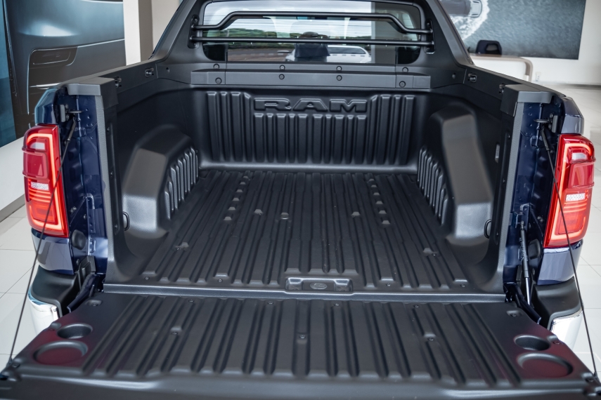 rampage 2.0 turbo diesel laramie 4x4 automatico
