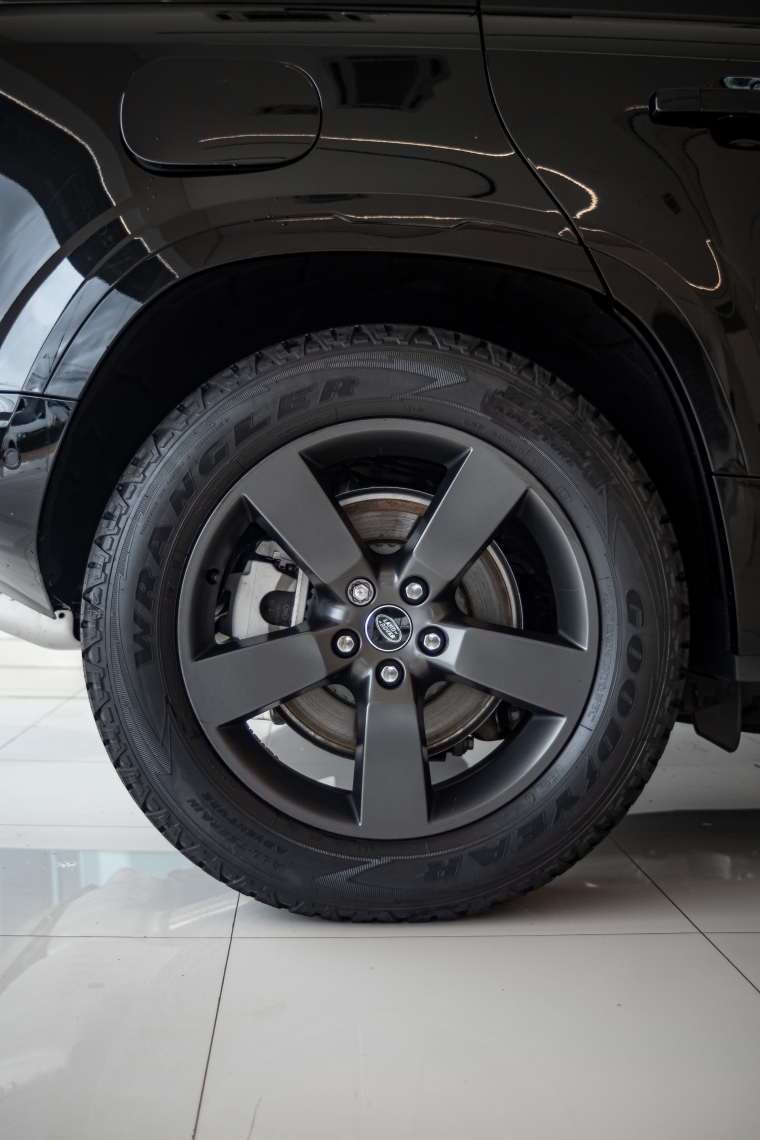 defender 3.0 d300 turbo diesel mhev 110 x-dynamic se awd automatico
