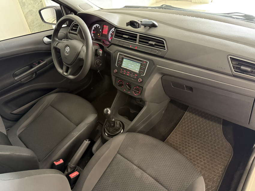 volkswagen voyage 1.6 msi totalflex 4p manual.