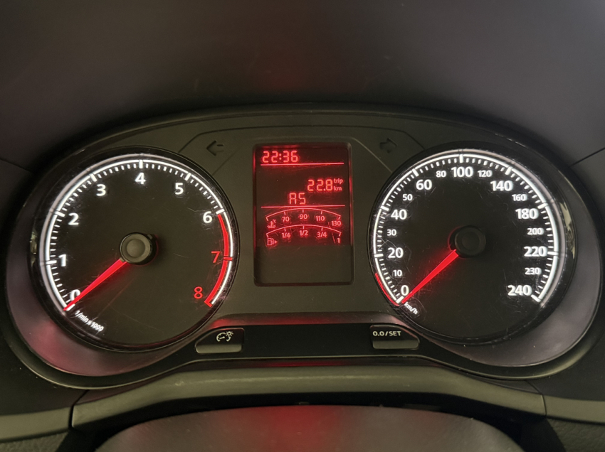 volkswagen voyage 1.6 msi totalflex 4p manual.