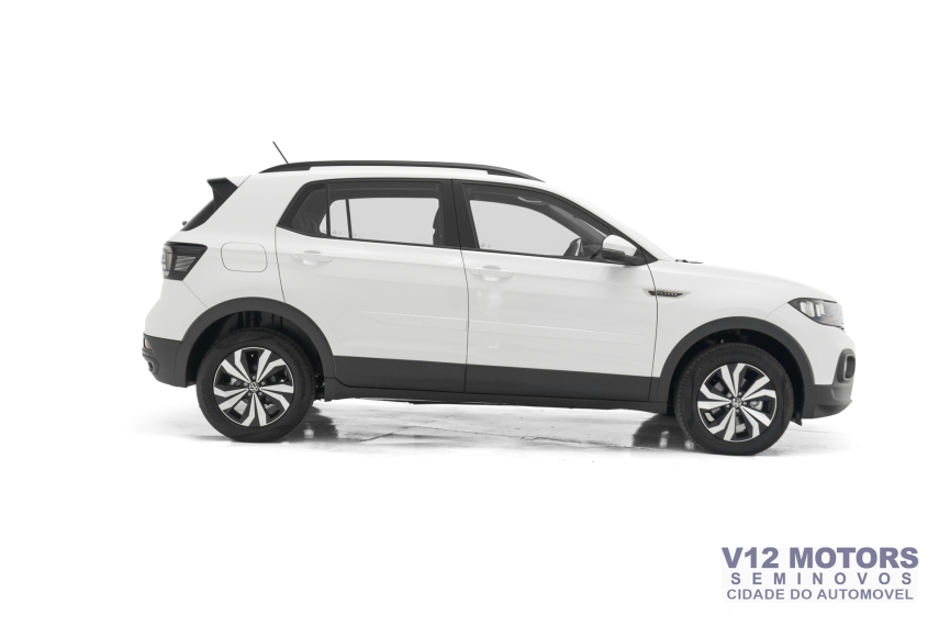 t-cross tsi sense 2022/2022 com apenas 14.146km.