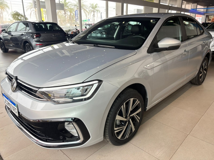 virtus highline 2023/2023 com apenas 21mil km.