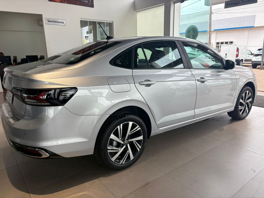 virtus highline 2023/2023 com apenas 21mil km.