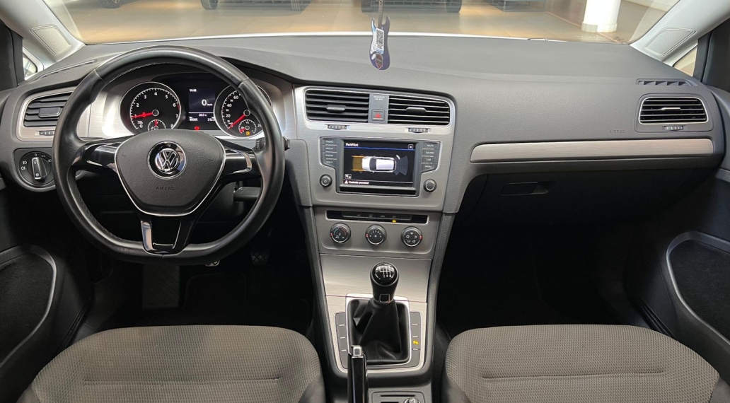 volkswagen golf 1.0 tsi comfortline 12v total flex 4p manual 2017