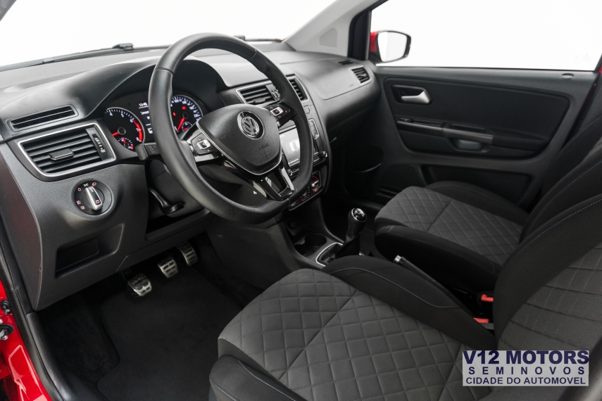 volkswagen fox 1.6 msi highline 16v flex 4p manual 2018