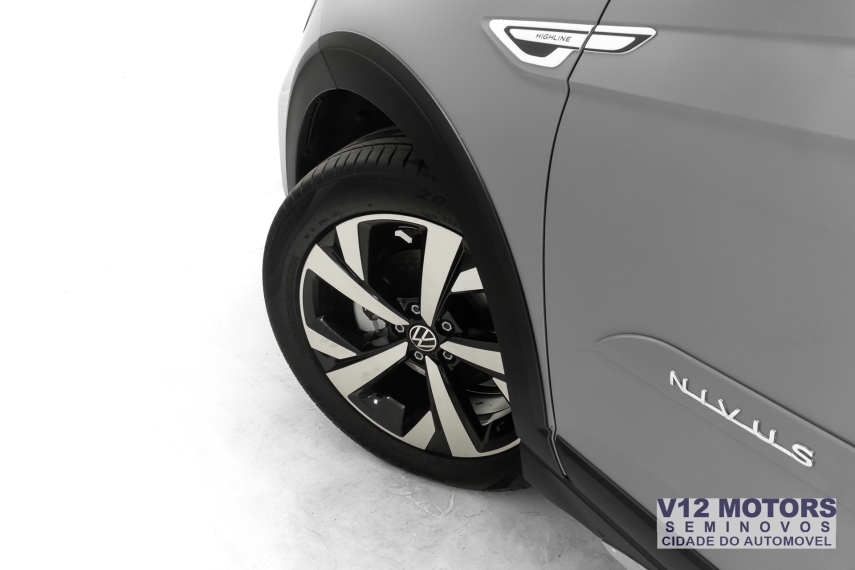 volkswagen nivus 1.0 200 tsi total flex highline automatico 4p 20236