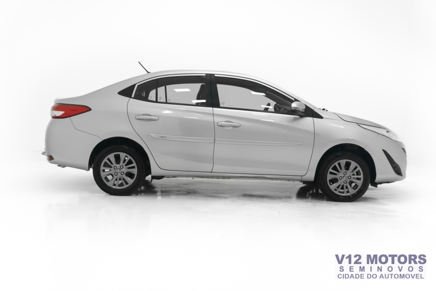 toyota yaris 1.5 16v flex sedan xl plus connect multidrive 4p automatico 20224